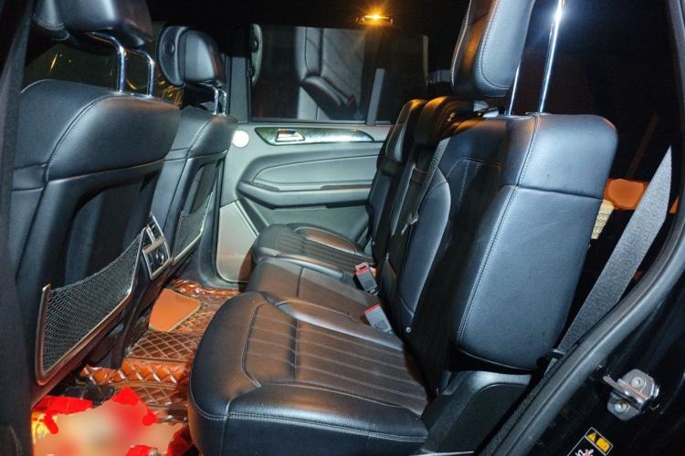 Used Mercedes-Benz GLS  Left Rear Seat