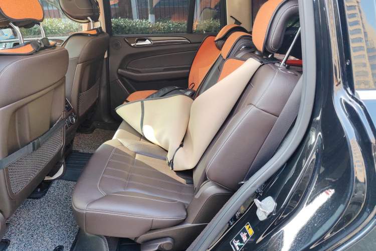 Used Mercedes-Benz GLS 2018 Refreshed GLS 400 4MATIC Dynamic Edition Left Rear Seat