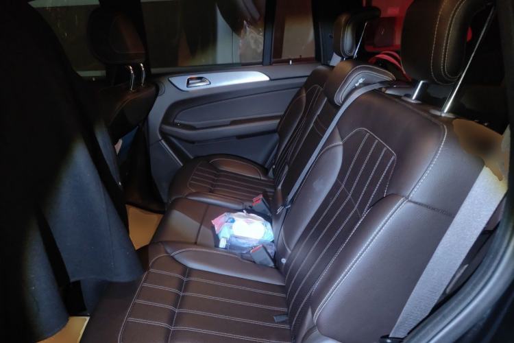 Used Mercedes-Benz GLS 2018 GLS 320 4MATIC Left Rear Seat