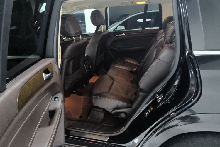 Used Mercedes-Benz GLS 2018 Refreshed GLS 400 4MATIC Dynamic Edition Left Rear Seat