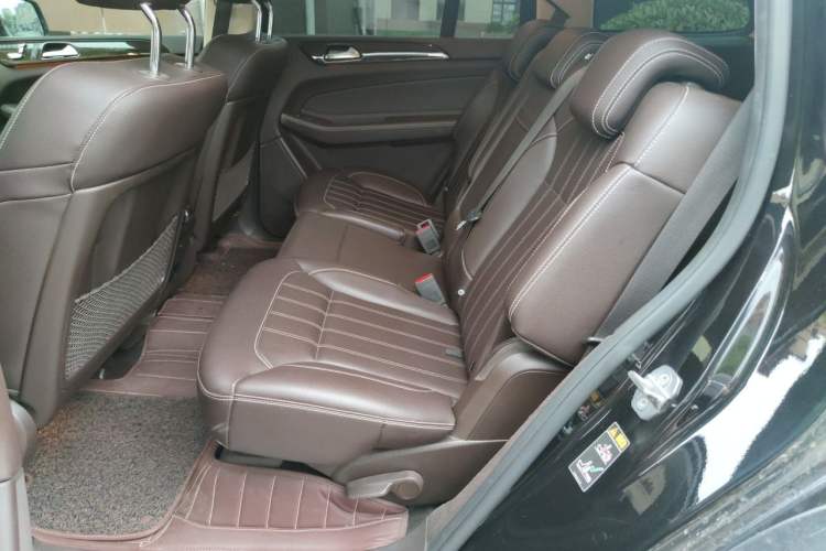 Used Mercedes-Benz GLS 2018 GLS 400 4MATIC Dynamic Model Left Rear Seat