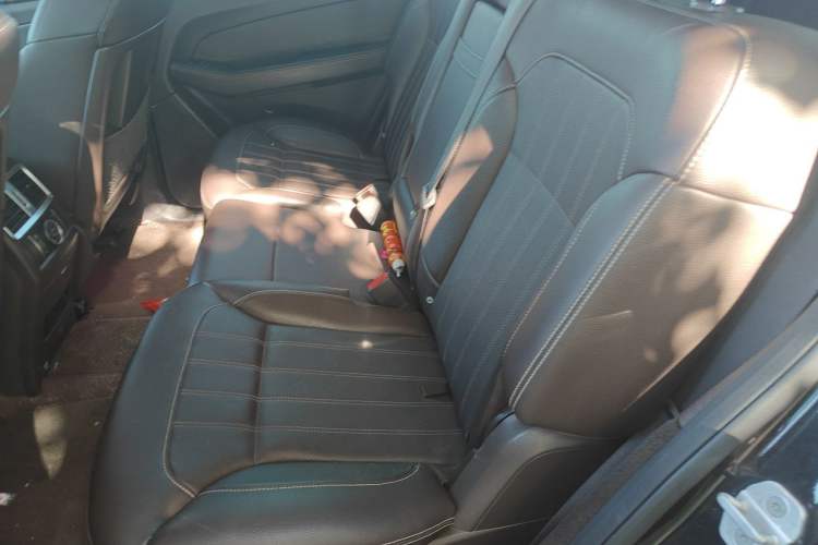 Used Mercedes-Benz GLS 2018 GLS 320 4MATIC Left Rear Seat