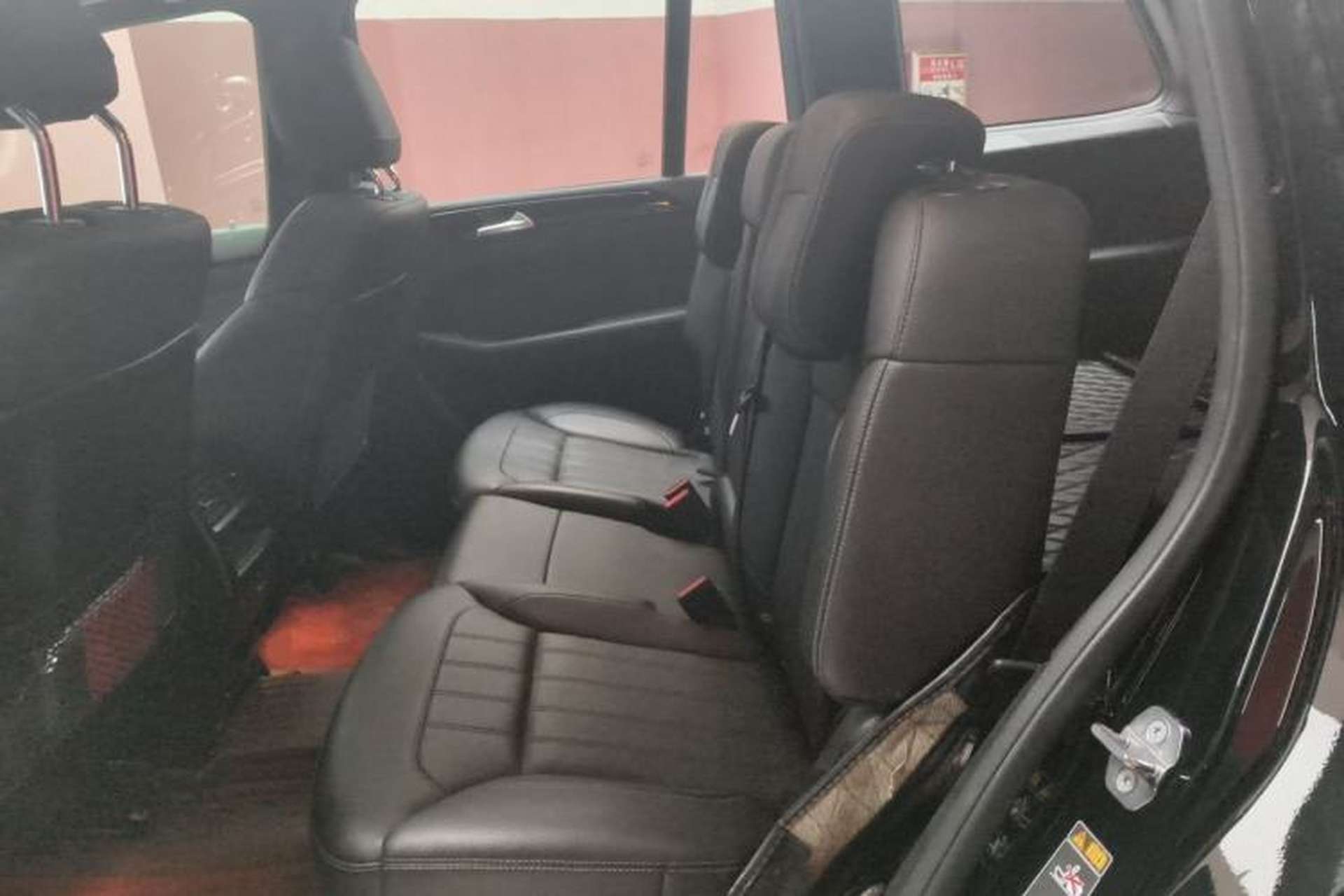 Used Mercedes-Benz GLS  Left Rear Seat