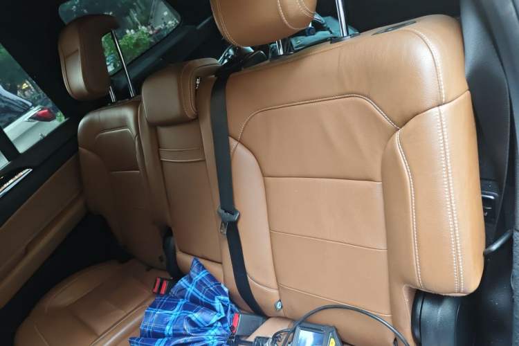 Used Mercedes-Benz GLS  Left Rear Seat