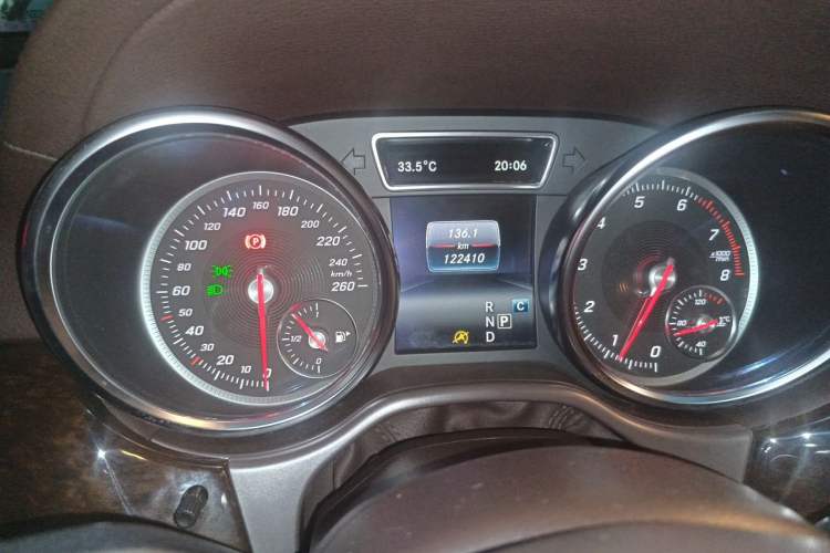 Used Mercedes-Benz GLS 2018 Refreshed GLS 400 4MATIC Dynamic Edition Odometer Close Up