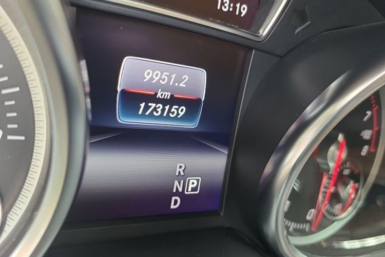Used Mercedes-Benz GLS 2018 Restyled GLS 400 4MATIC Luxury Edition Odometer Close Up