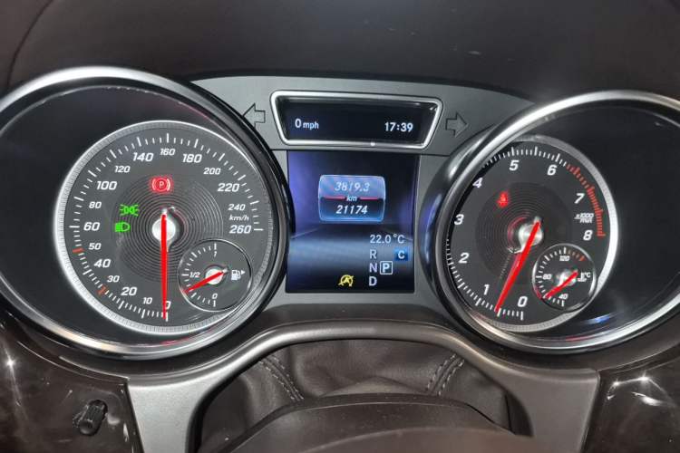 Used Mercedes-Benz GLS 2018 Refreshed GLS 400 4MATIC Dynamic Edition Odometer Close Up