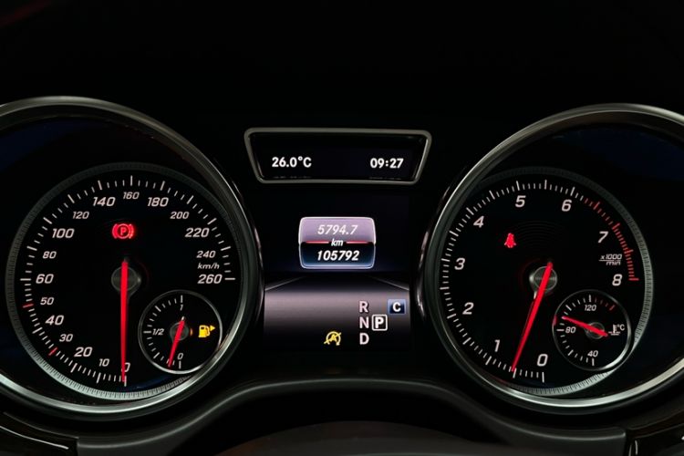 Used Mercedes-Benz GLS 2018 Refreshed GLS 400 4MATIC Dynamic Edition Odometer Close Up
