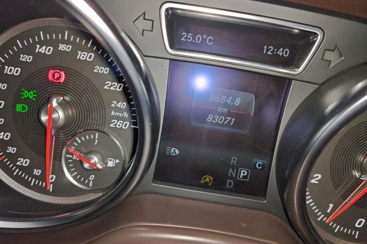 Used Mercedes-Benz GLS 2018 Refreshed GLS 400 4MATIC Dynamic Edition Odometer Close Up