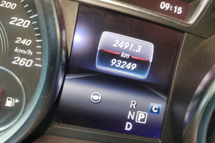 Used Mercedes-Benz GLS 2018 Refreshed GLS 400 4MATIC Dynamic Edition Odometer Close Up