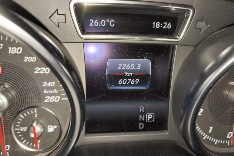 Used Mercedes-Benz GLS  Odometer Close Up