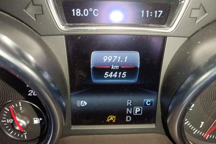 Used Mercedes-Benz GLS 2018 Facelift GLS 320 4MATIC Odometer Close Up