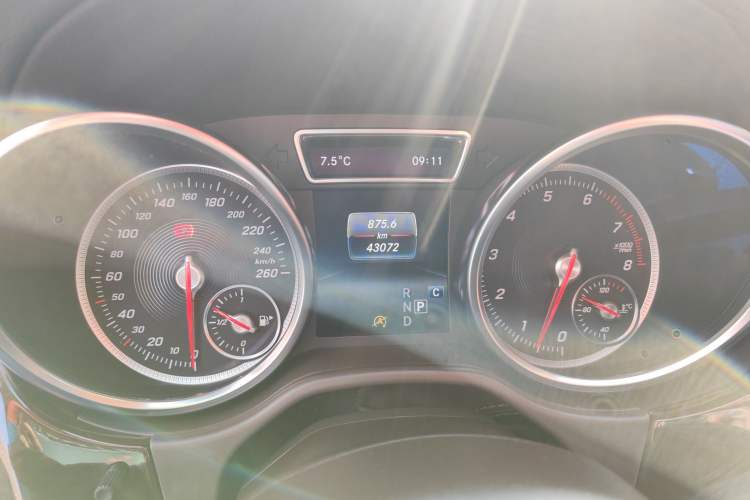 Used Mercedes-Benz GLS 2018 Refreshed GLS 400 4MATIC Dynamic Edition Odometer Close Up