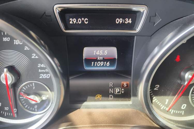 Used Mercedes-Benz GLS 2018 Refreshed GLS 400 4MATIC Dynamic Edition Odometer Close Up