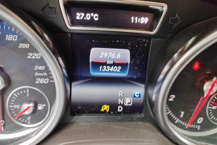 Used Mercedes-Benz GLS 2018 Refreshed GLS 400 4MATIC Dynamic Edition Odometer Close Up