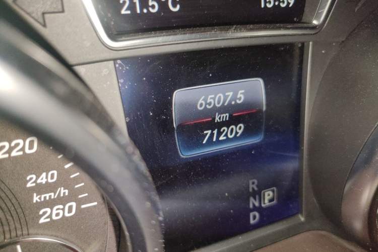 Used Mercedes-Benz GLS 2018 Refreshed GLS 400 4MATIC Dynamic Edition Odometer Close Up