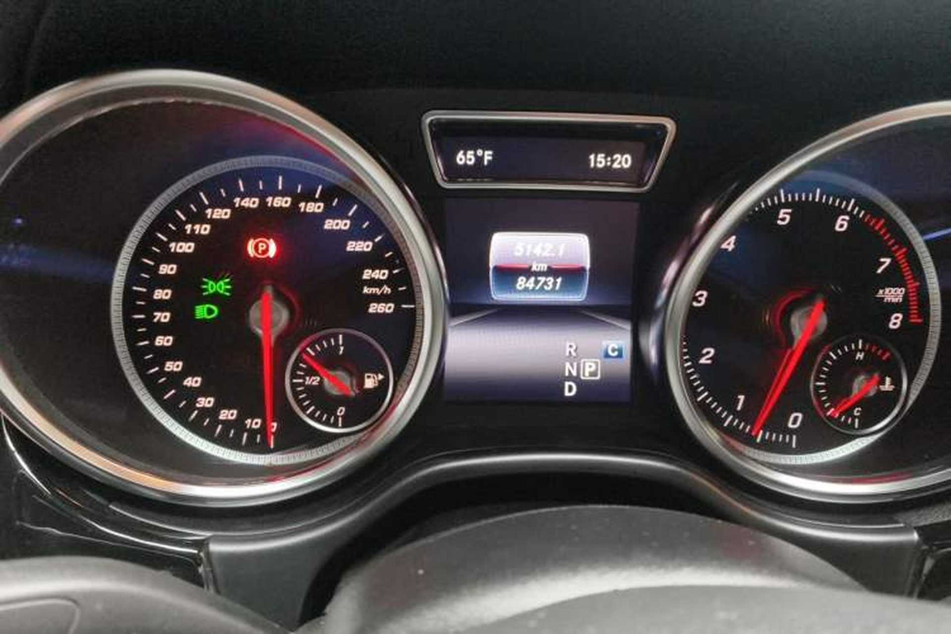 Used Mercedes-Benz GLS  Odometer Close Up