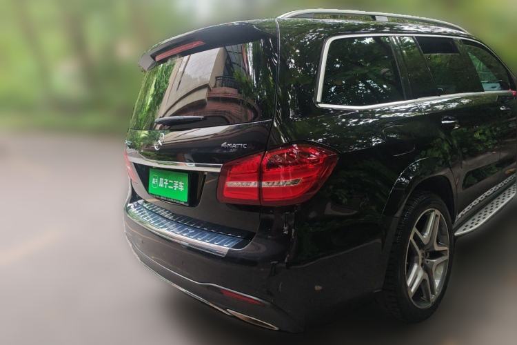 Used Mercedes-Benz GLS 2018 GLS 400 4MATIC Luxury Model Rear Right 45 Deg