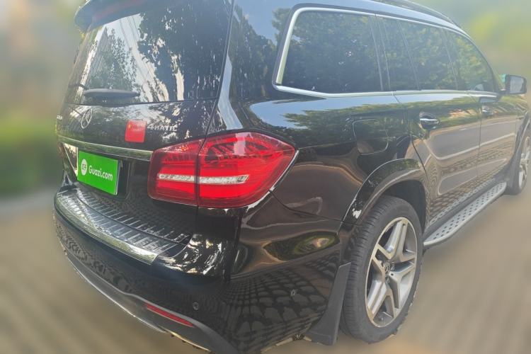 Used Mercedes-Benz GLS 2018 GLS 400 4MATIC Luxury Model Rear Right 45 Deg