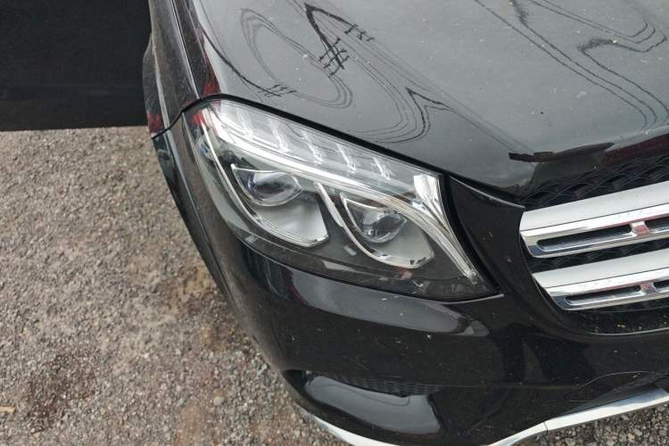 Used Mercedes-Benz GLS  Right Front Headlight