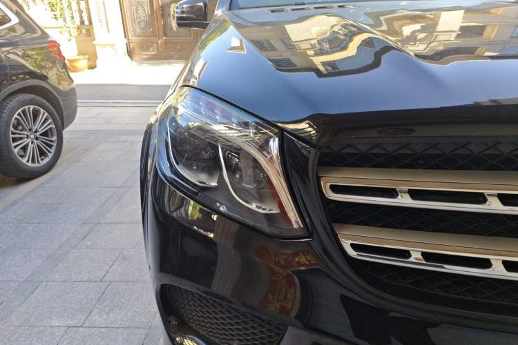 Used Mercedes-Benz GLS 2018 Refreshed GLS 400 4MATIC Dynamic Edition Right Front Headlight