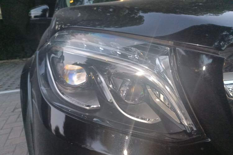 Used Mercedes-Benz GLS 2018 Refreshed GLS 400 4MATIC Dynamic Edition Right Front Headlight