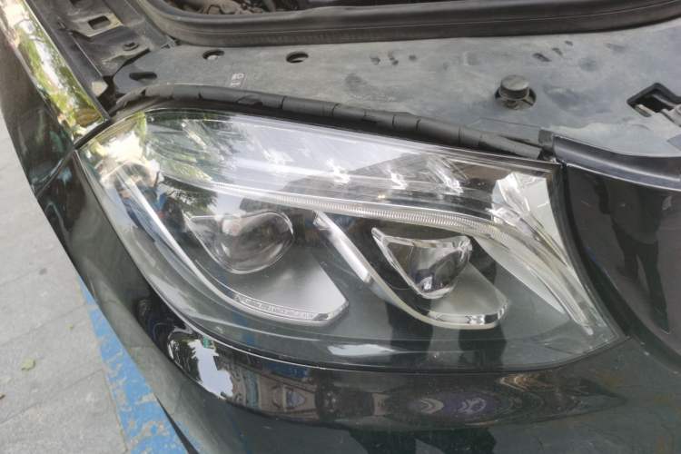 Used Mercedes-Benz GLS 2018 Facelift GLS 320 4MATIC Right Front Headlight