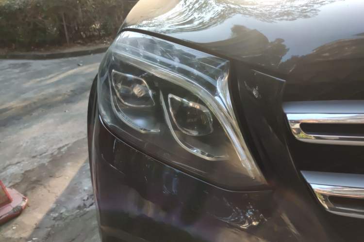 Used Mercedes-Benz GLS 2018 GLS 400 4MATIC Dynamic Model Right Front Headlight
