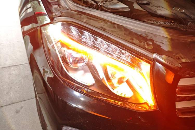 Used Mercedes-Benz GLS 2018 GLS 320 4MATIC Right Front Headlight