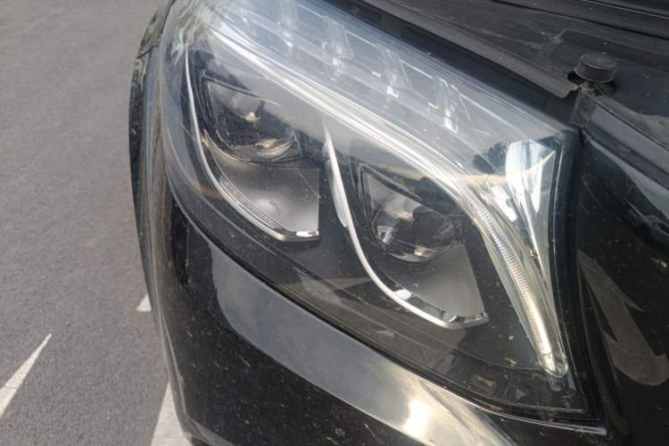 Used Mercedes-Benz GLS 2018 Refreshed GLS 400 4MATIC Dynamic Edition Right Front Headlight