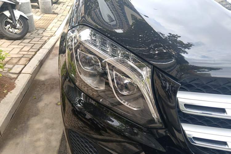 Used Mercedes-Benz GLS 2018 GLS 320 4MATIC Right Front Headlight