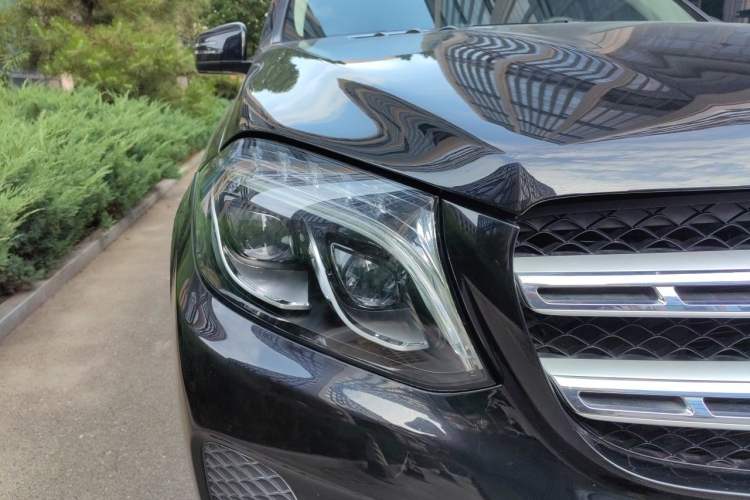 Used Mercedes-Benz GLS 2018 Facelift GLS 320 4MATIC Right Front Headlight