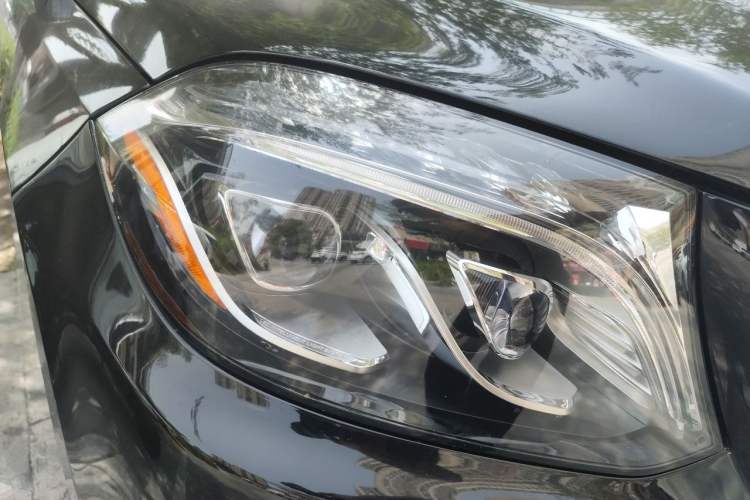 Used Mercedes-Benz GLS  Right Front Headlight