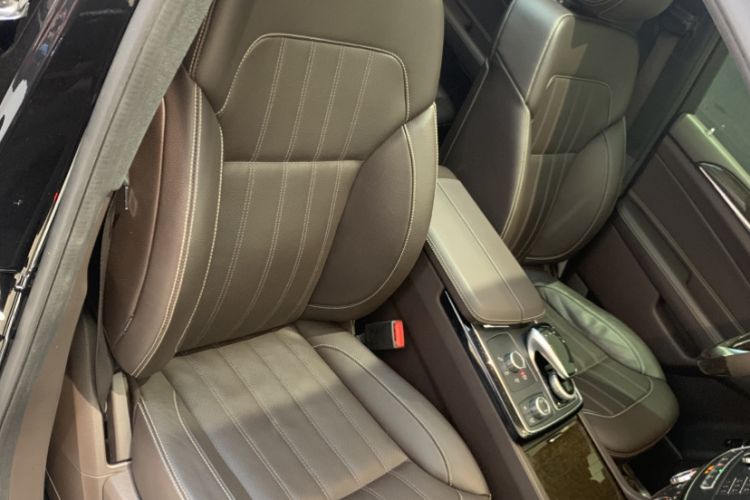 Used Mercedes-Benz GLS 2018 Refreshed GLS 400 4MATIC Dynamic Edition Right Front Seat