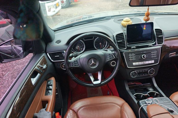 Used Mercedes-Benz GLS  Steering Wheel