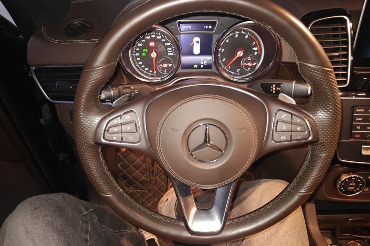 Used Mercedes-Benz GLS 2018 Refreshed GLS 400 4MATIC Dynamic Edition Steering Wheel