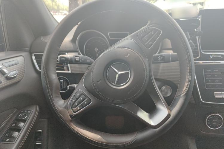 Used Mercedes-Benz GLS 2018 Refreshed GLS 400 4MATIC Dynamic Edition Steering Wheel