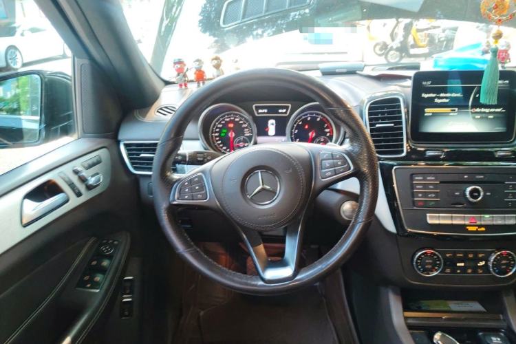 Used Mercedes-Benz GLS 2018 GLS 320 4MATIC Steering Wheel