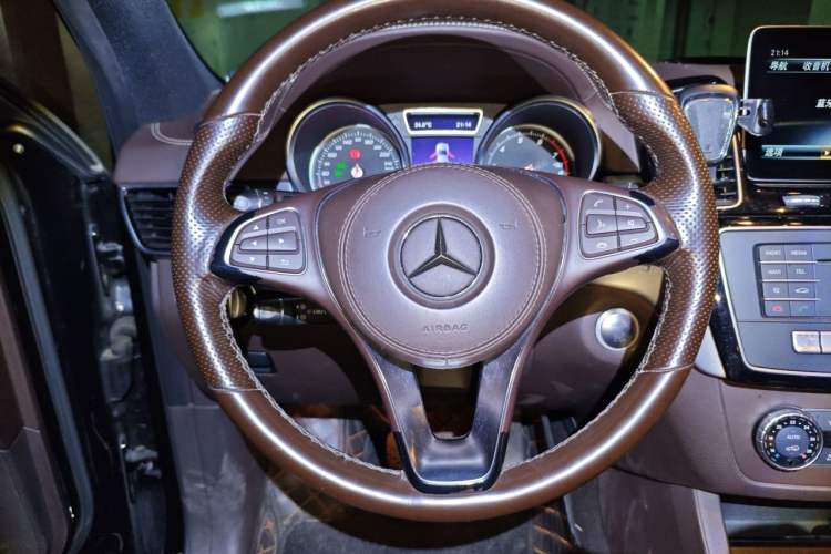Used Mercedes-Benz GLS 2018 GLS 320 4MATIC Steering Wheel