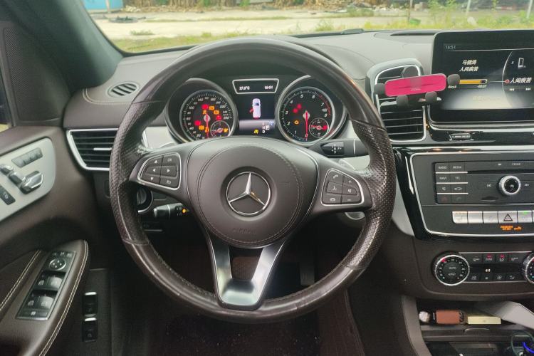 Used Mercedes-Benz GLS 2018 GLS 320 4MATIC Steering Wheel