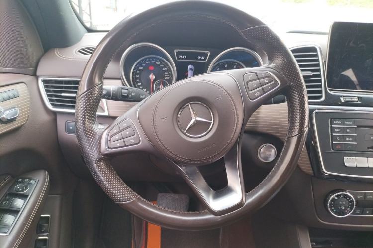 Used Mercedes-Benz GLS 2018 Refreshed GLS 400 4MATIC Dynamic Edition Steering Wheel