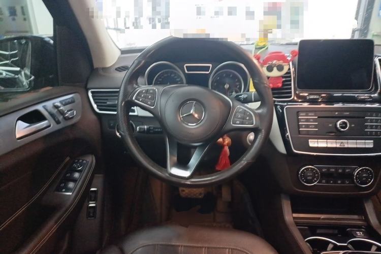 Used Mercedes-Benz GLS 2018 Facelift GLS 320 4MATIC Steering Wheel