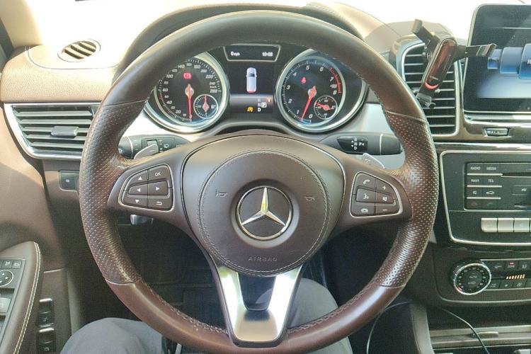 Used Mercedes-Benz GLS 2018 Facelift GLS 320 4MATIC Steering Wheel