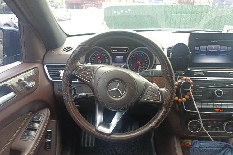 Used Mercedes-Benz GLS 2018 GLS 400 4MATIC Dynamic Model Steering Wheel
