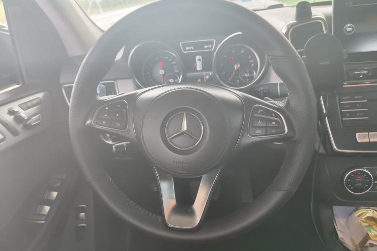 Used Mercedes-Benz GLS 2018 Facelift GLS 320 4MATIC Steering Wheel