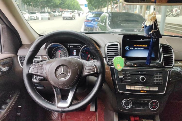 Used Mercedes-Benz GLS 2018 Refreshed GLS 400 4MATIC Dynamic Edition Steering Wheel