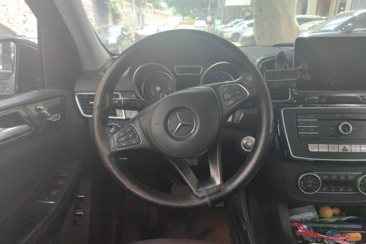 Used Mercedes-Benz GLS 2018 Refreshed GLS 400 4MATIC Dynamic Edition Steering Wheel
