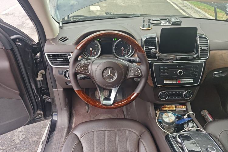 Used Mercedes-Benz GLS 2018 GLS 320 4MATIC Steering Wheel
