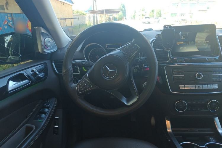 Used Mercedes-Benz GLS 2018 GLS 320 4MATIC Steering Wheel