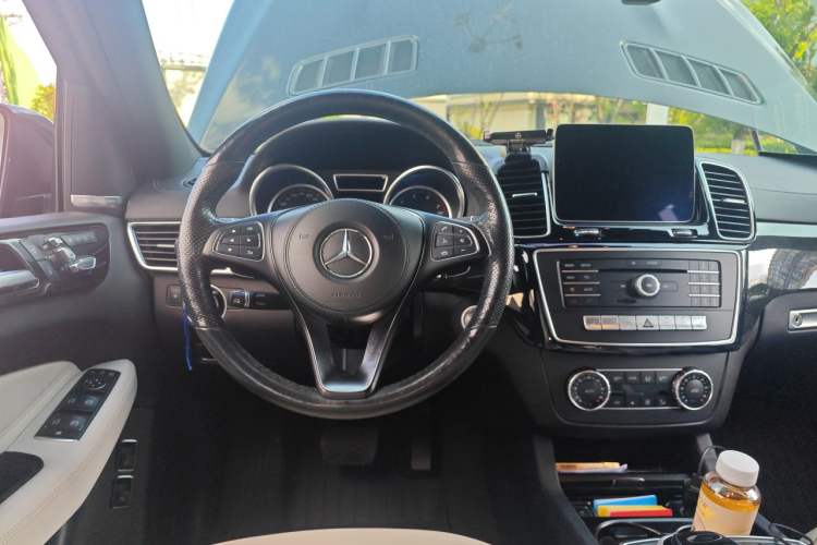 Used Mercedes-Benz GLS  Steering Wheel